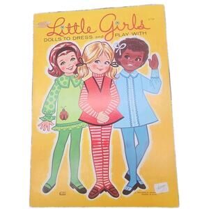VINTAGE UNCUT 1950s LITTLE GIRLS PAPER DOLL Book [119]